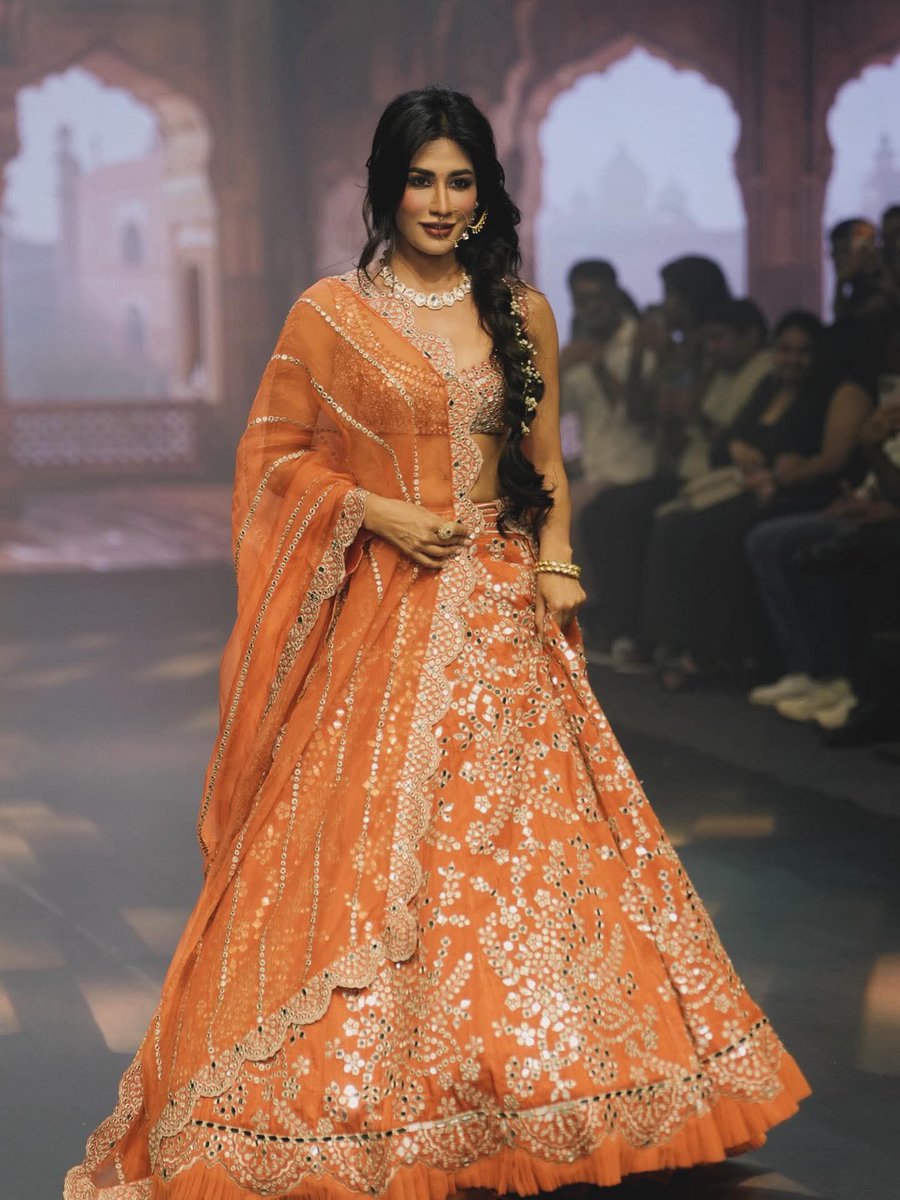 Dinosaur 🦕 tweet media