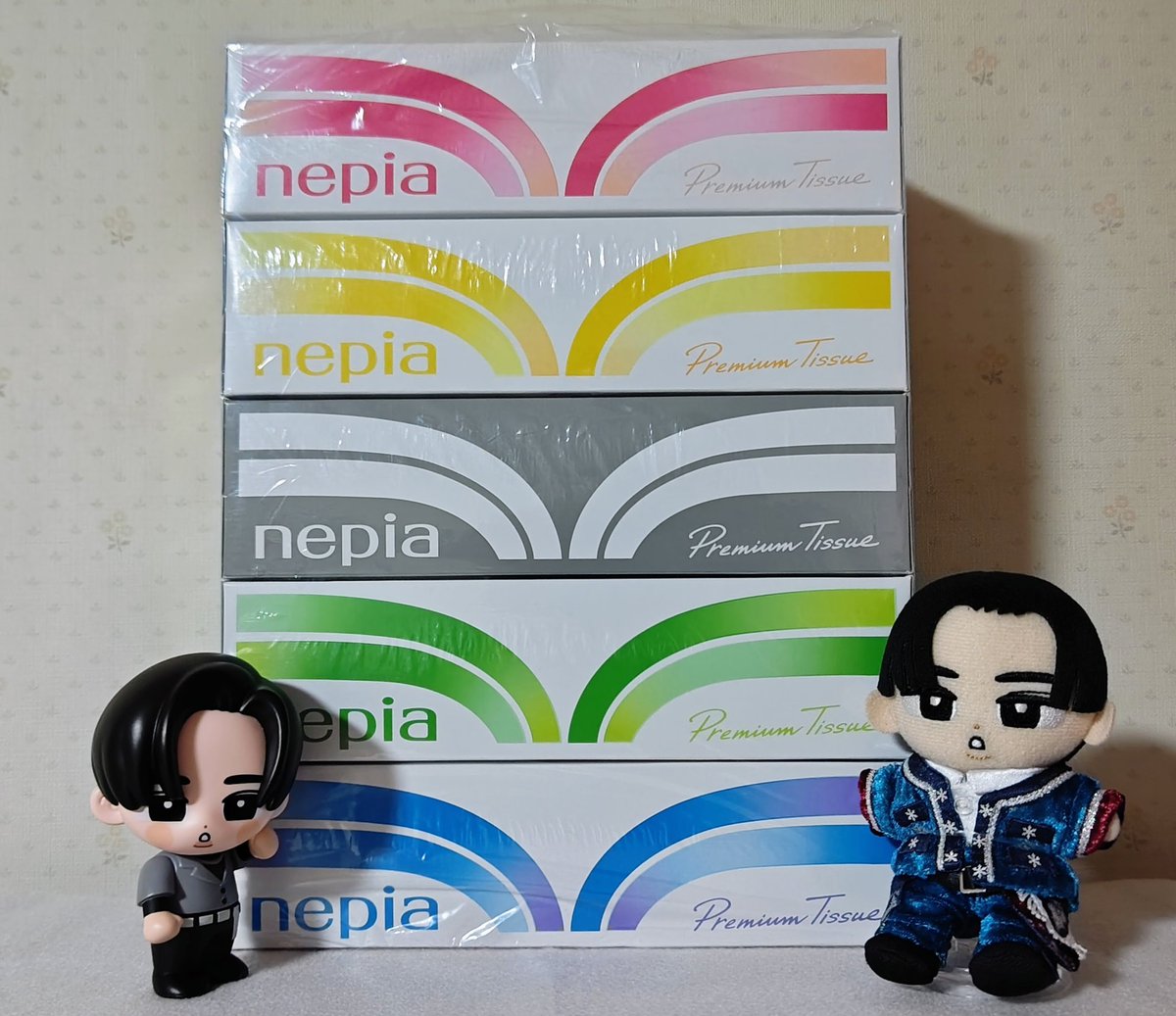 目黒蓮　ネピア　ティッシュボックス 黒箱ティッシュ見つけたので購入 #ネピア営業目黒くん #ネピア #目黒蓮