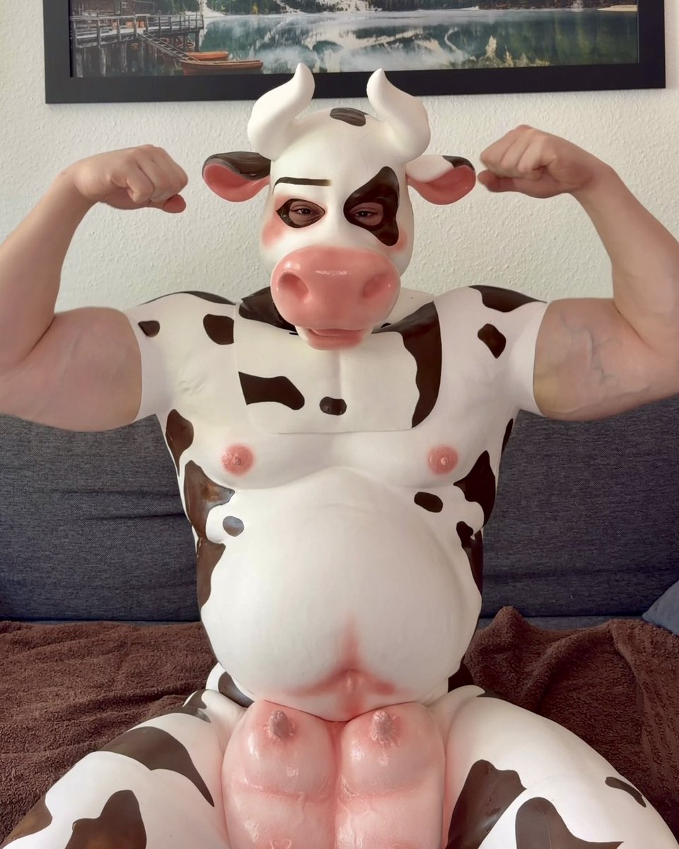 MusclePupRocky tweet media