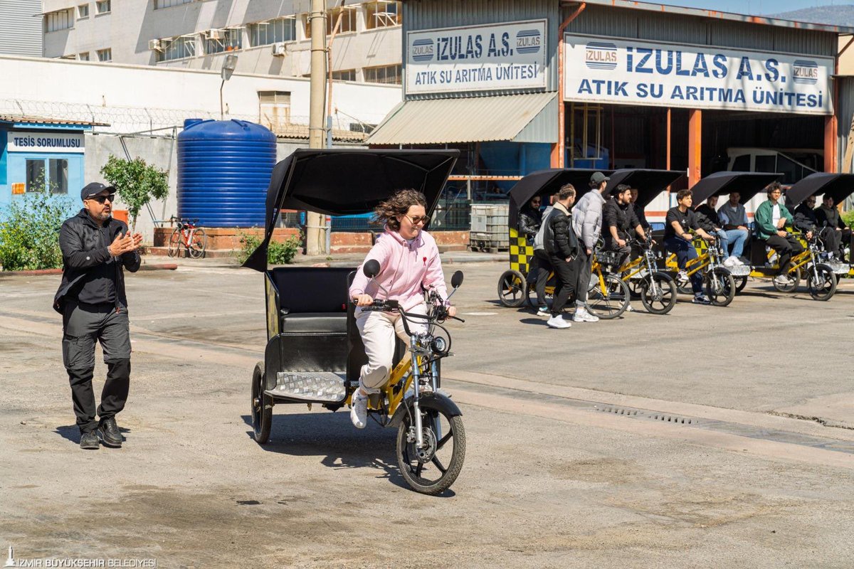 SİYAH SANCAK tweet media