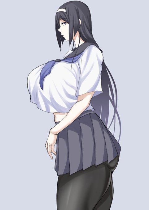 乳と尻がデカい女帝 