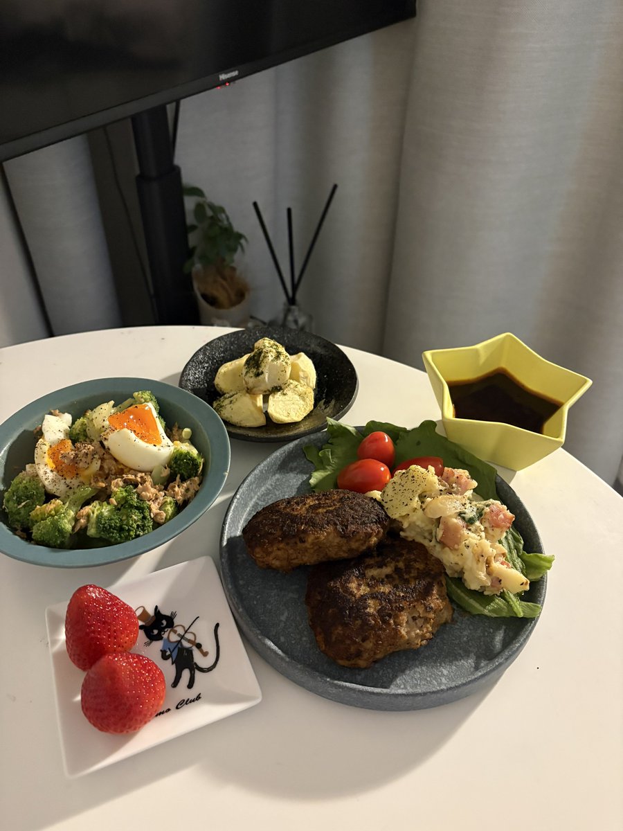 ハッピーウイルス（津田華音） tweet media