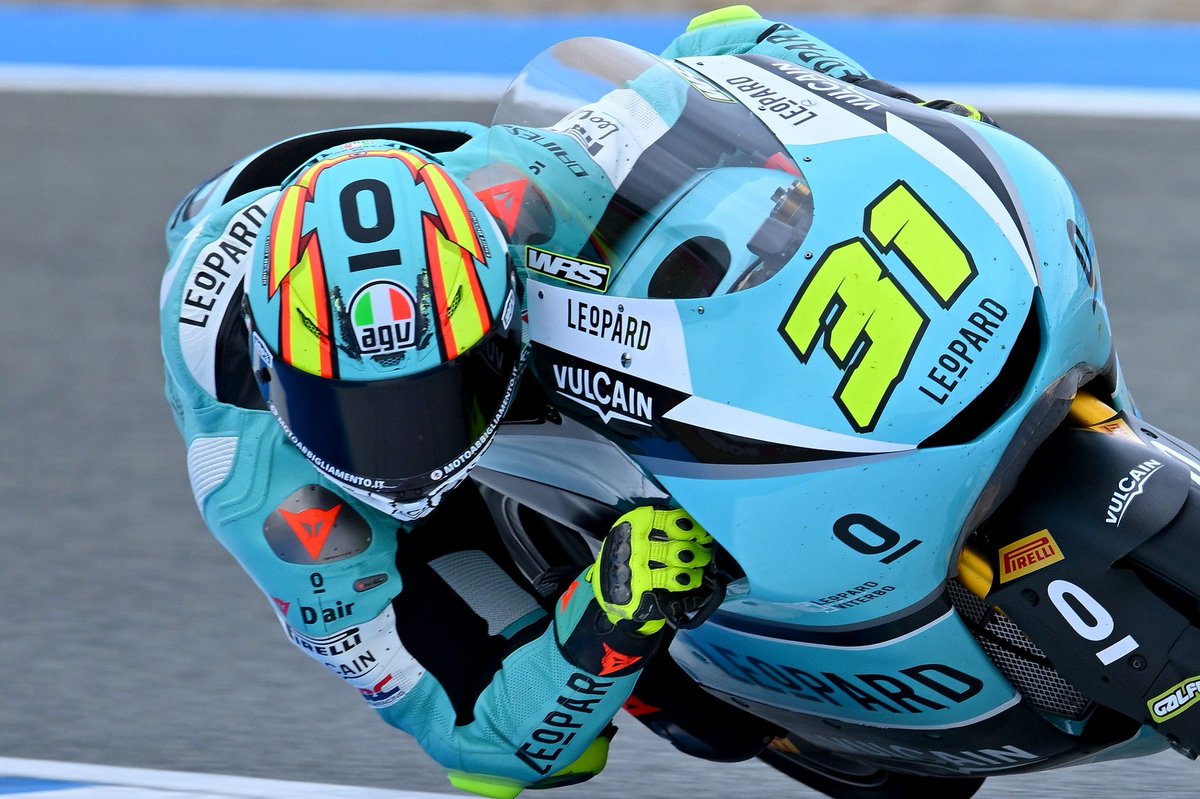 AGVHelmets's tweet photo. @31AdriFernandez is back on the #Moto3 podium following a superb P2 at the #SpanishGP! What a result for the @Le0pardRacing ace in front of his home crowd! #AGVhelmets https://t.co/OAWQl40Ioj