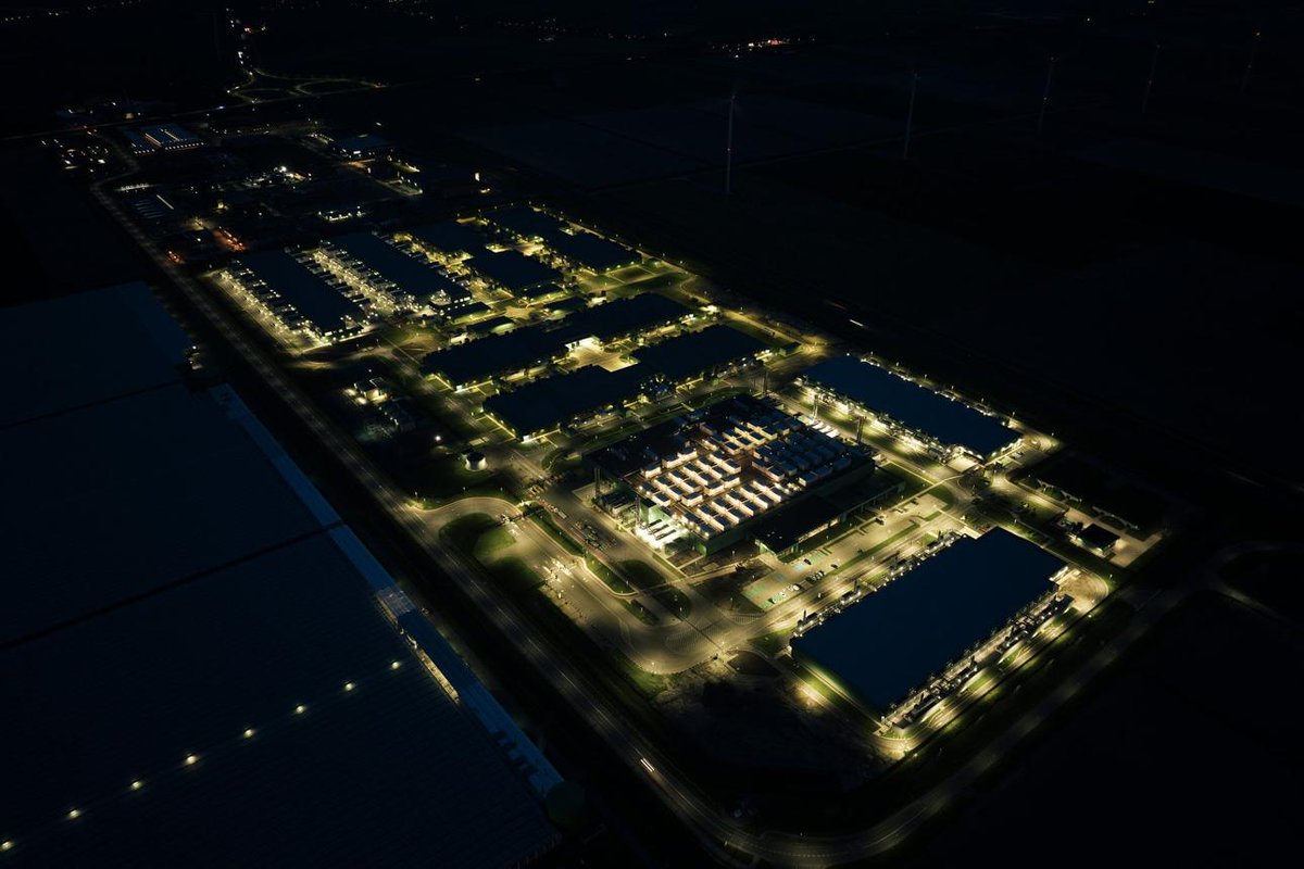 SMBusinessUK's tweet image. The Uncomfortable Truth: AI is Becoming an Energy Heavyweight acrossai.co.uk/the-uncomforta… #eco #AIUK #UKEnergy