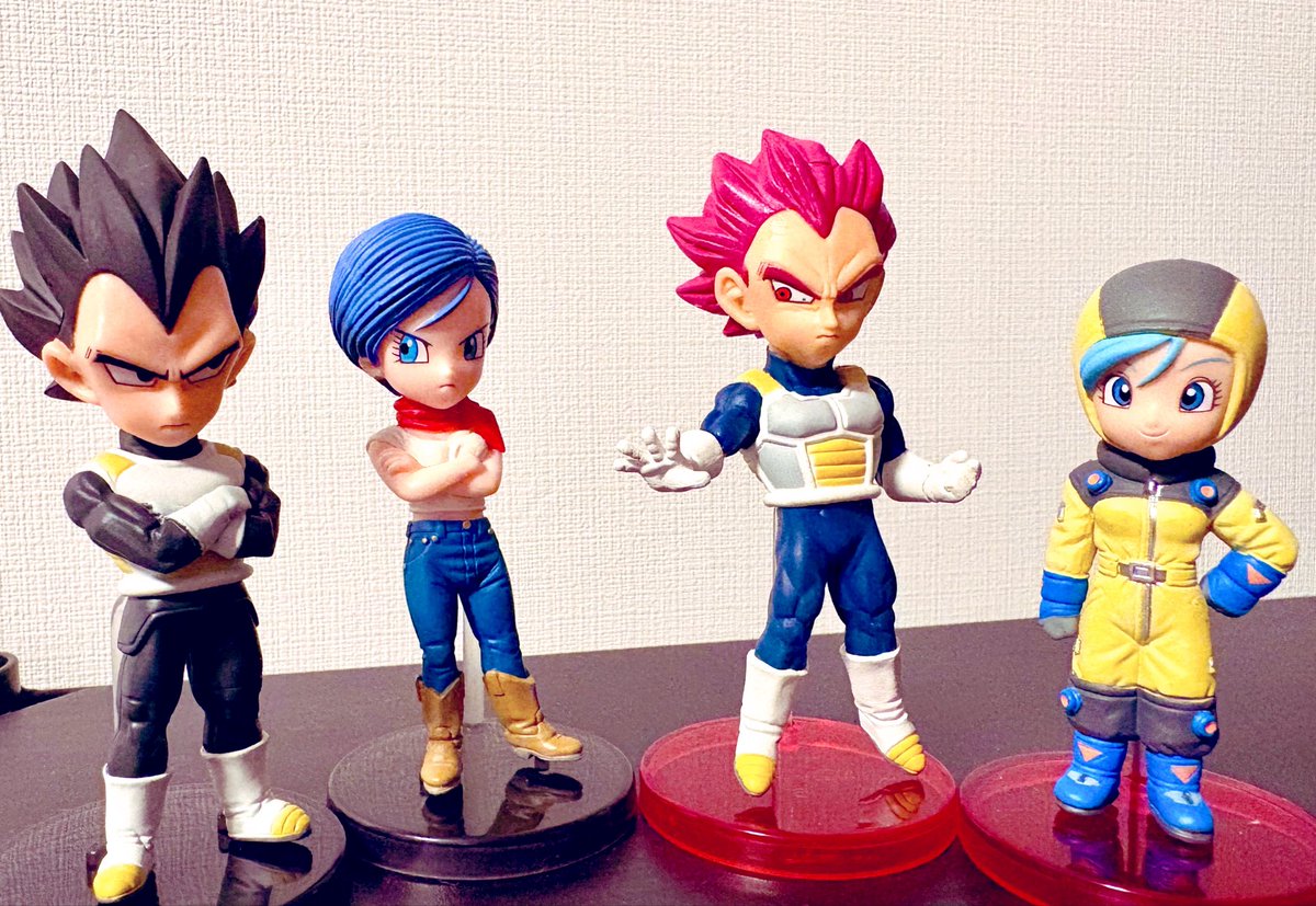 若い時のオシャレで可愛いブルマも大好きだけどブゥ編以降の可愛いけど大人っぽさも兼ね備えてるブルマが好き☺️💓
ショート似合う🫶