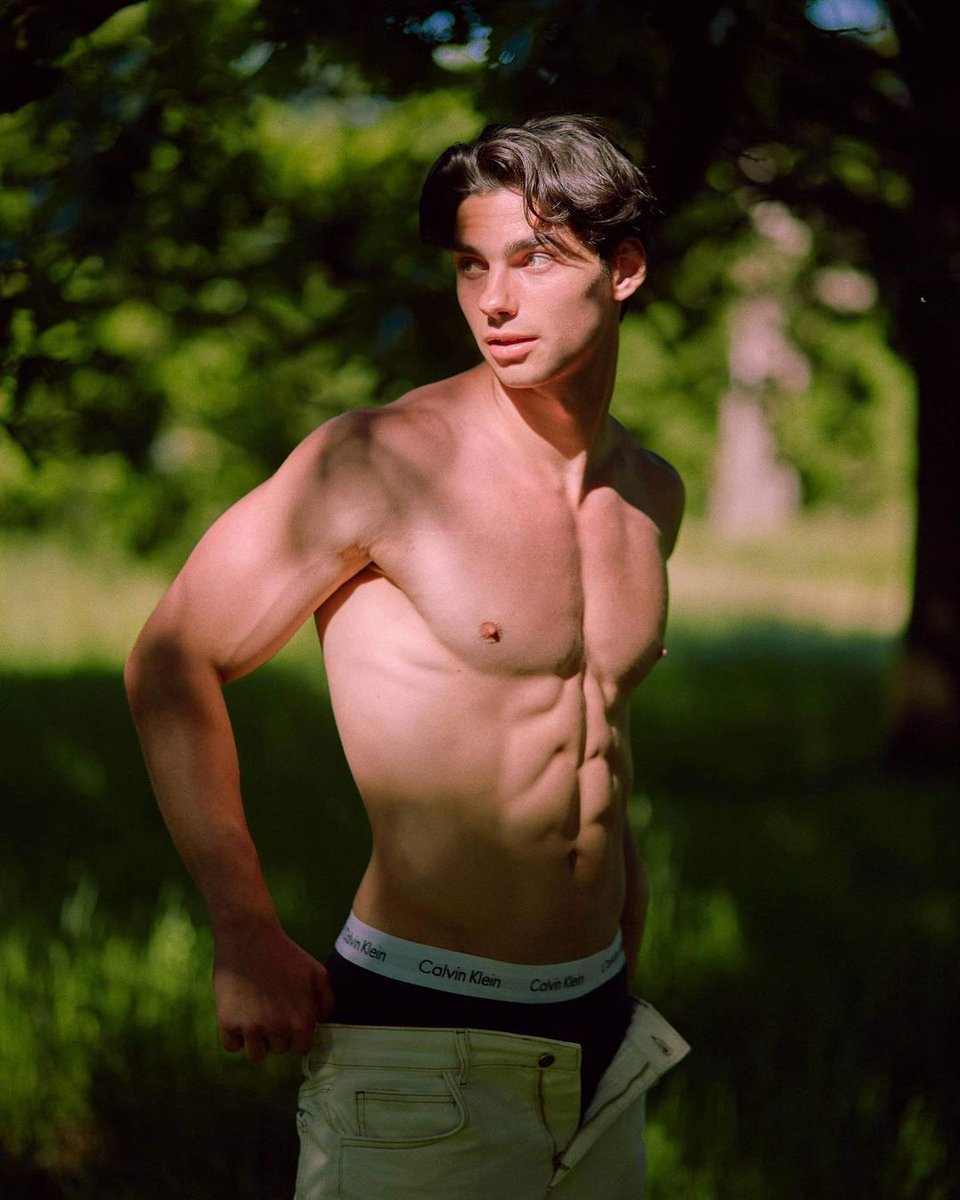 𝑵𝑰𝑪𝑶 𝑹𝑶𝑩𝑰𝑵 tweet media