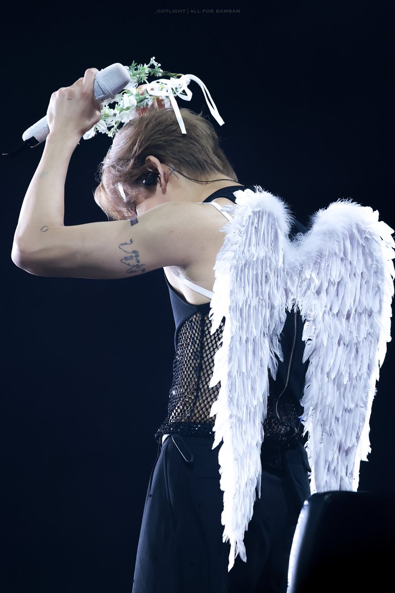 _Gotlight tweet media