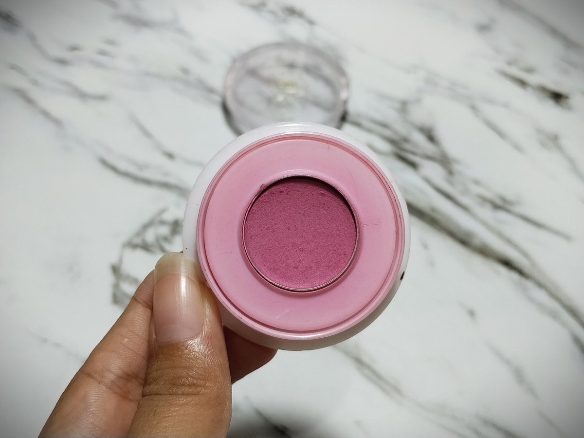 by_cloudyy's tweet photo. siapaaa yangg disini blushonholic 🙀💅
produk vivaa nii walaupun harganya murahh tapii kualitasnya gak kaleng kaleng, akuu pake yang no 5 fin touch bagusss bangettt guyzz 😻😋✌🏼
🛒 https://t.co/hbbfzC6lOC https://t.co/zBopsruh6V