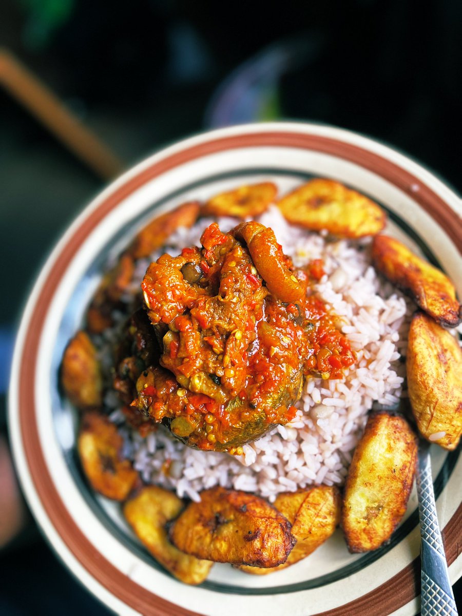 PortableAyo's tweet photo. My cooking na once inna while though ๐
For those of you that always wonder if Portable can even turn Eba ๐๐ค๐ฝ๐
Feel free to lick your screen.๐
#Food
#Dodolover https://t.co/mcZYYR5ncl