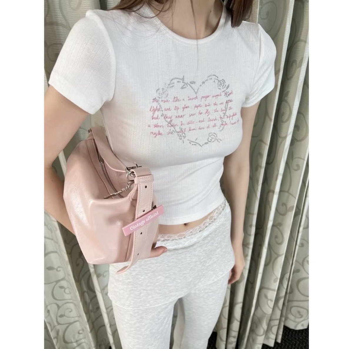 ส่งต่อเสื้อผ้า/คสอ tweet media