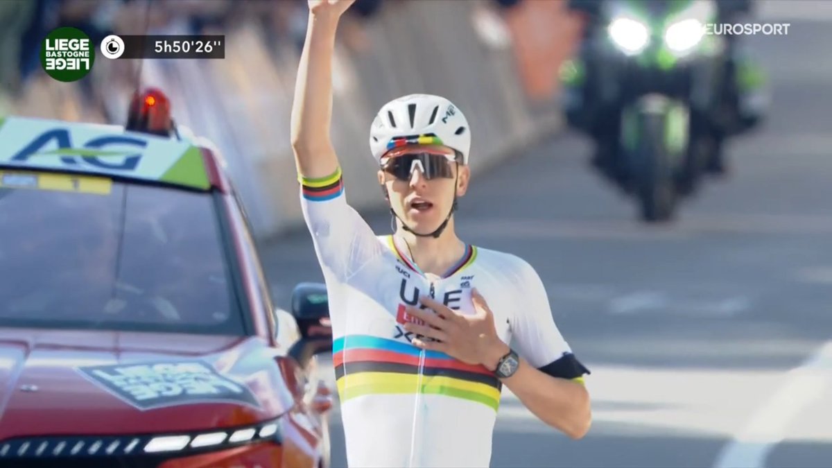 Le Gruppetto tweet media