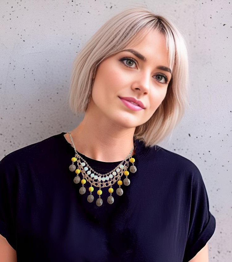 renaissancefai's tweet image. Vintage Silvertone Chain Bib Necklace with Neutral Beads in Gray, Yellow, and Opalescent Accents
etsy.com/listing/443040…?
#necklace #Bibnecklace #vintage #chainlinks #silvertone #fun #fashion #beads #lemonyellow #opalescent #gray #giftforher #adjustble #draped