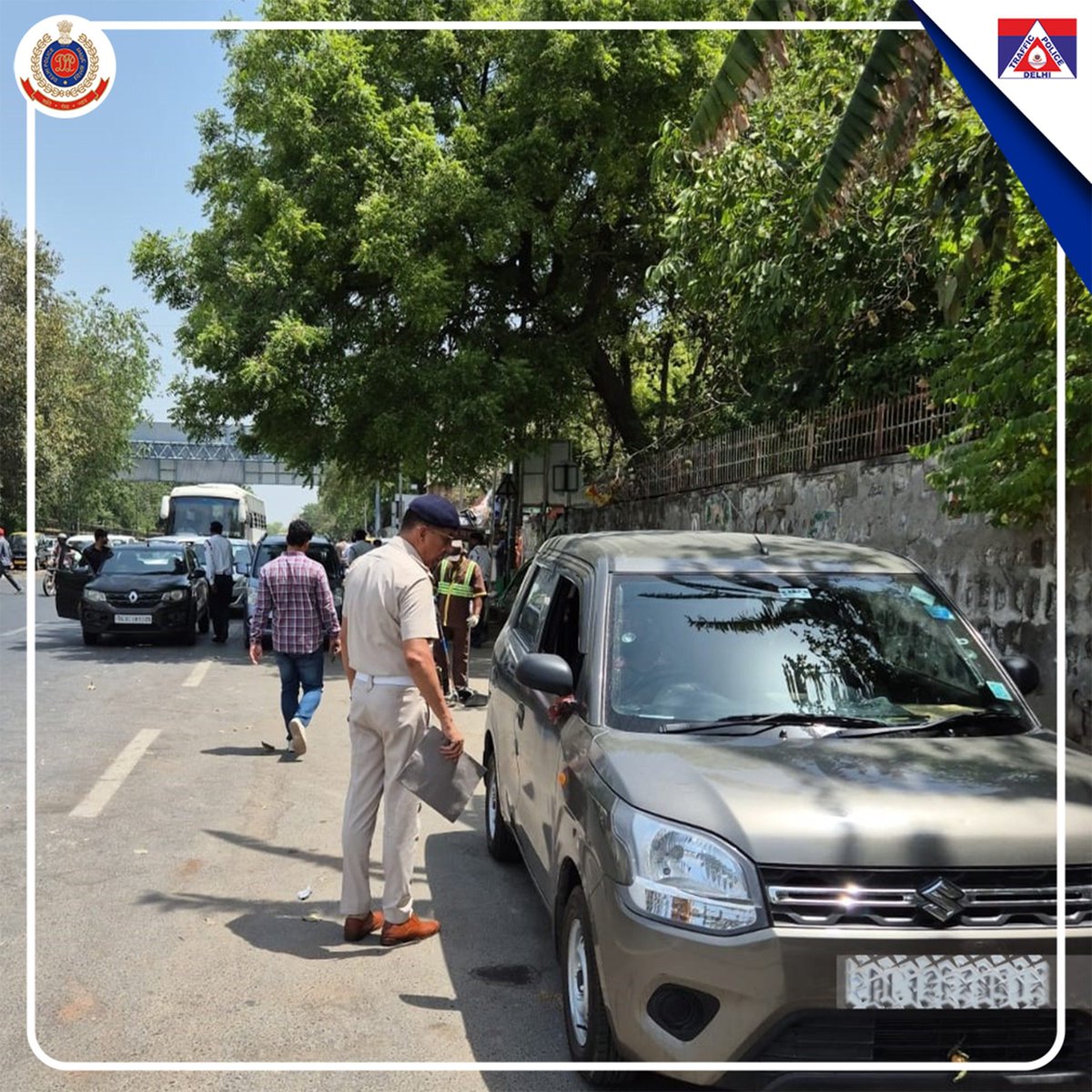 Delhi Traffic Police tweet media