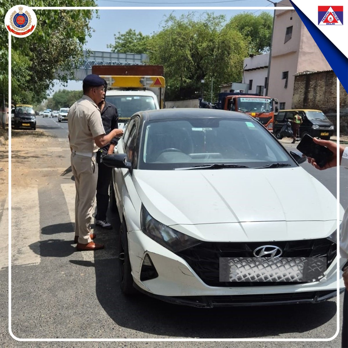 Delhi Traffic Police tweet media