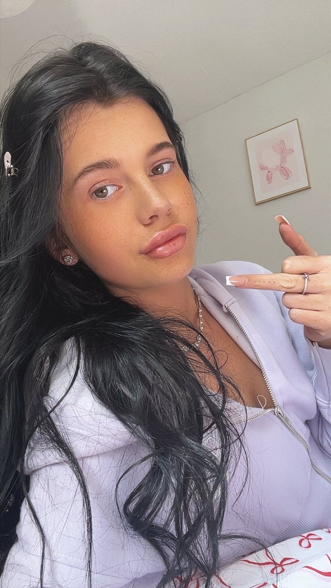 goddesskie65051's tweet image. Sundays are for relapsing 👸🏻🙇🐷
 
#findom #paypig #session #walletdrain #cashcow #humanatm