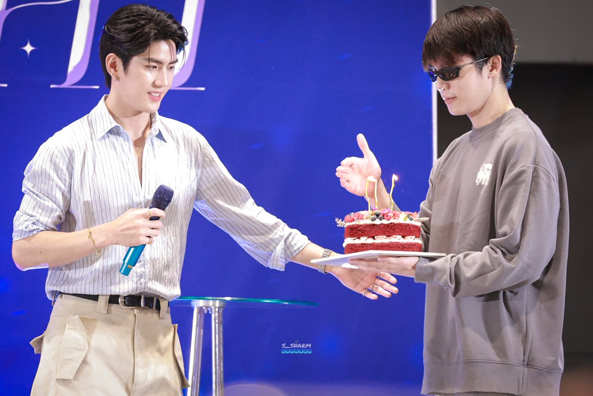 ฉะหยาม 🦈 tweet media