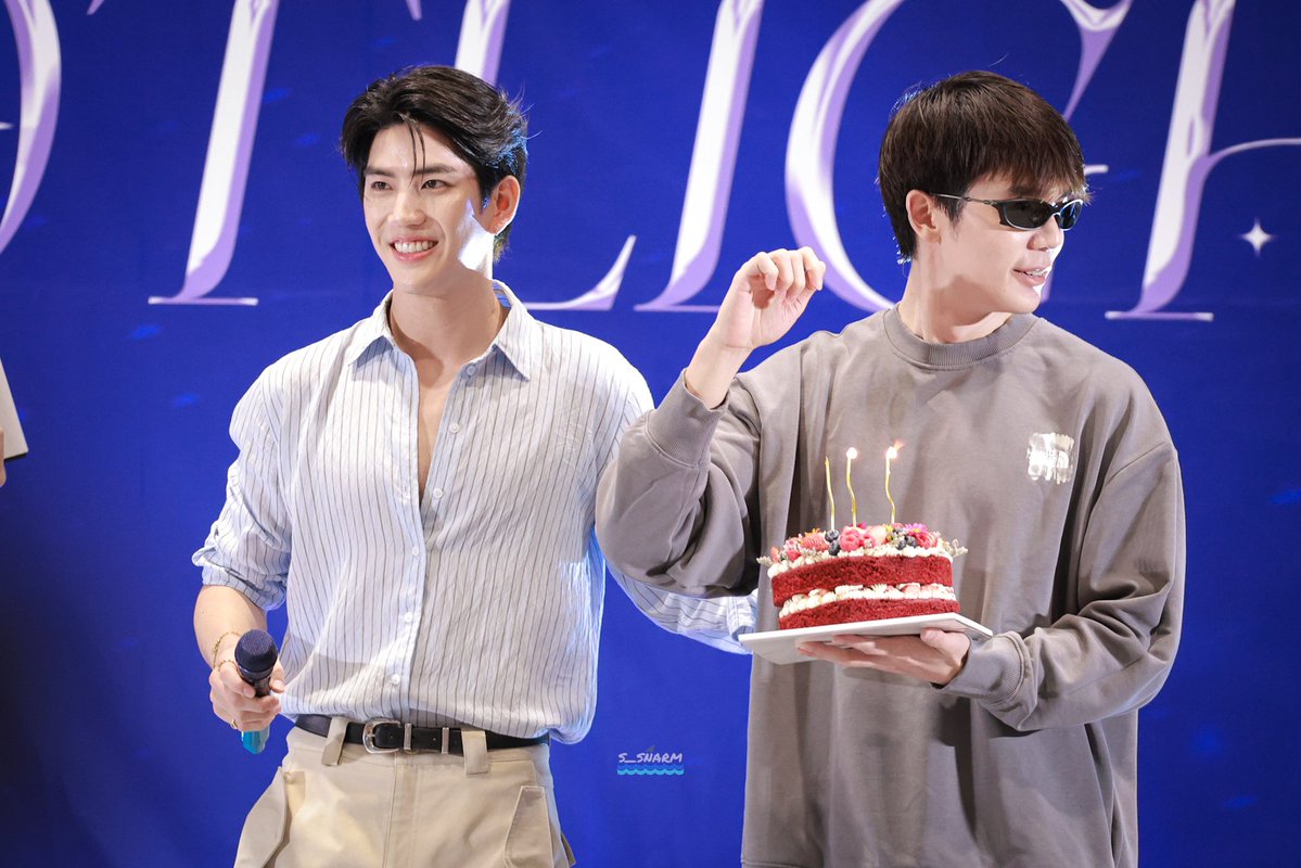 ฉะหยาม 🦈 tweet media