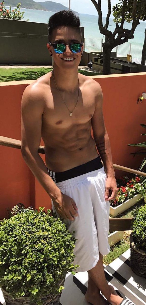 MACHOS SUPREMOS tweet media