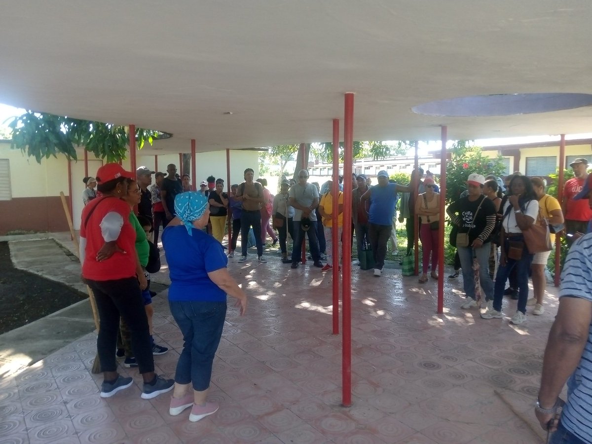 Como toda revolución, en constante reorganización, para lograr los mejores resultados en nuestro accionar.
#ACubaSeDefiende
#VivaEl1rodeMayo
#50AñosFormandoFuturo