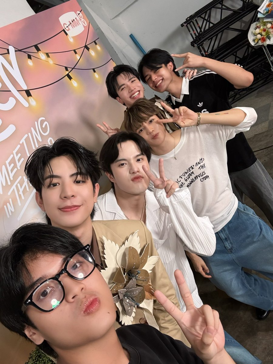 เก่งมากคับทะเลกุ้ง🫶🏻✨🌊🦞🍀
รอ support ก้าวต่อๆ ไปแล้ววว โกๆๆ!!
#SeaKeenFanMeeting 

#GMMTV
#CLO_VER
#RISERMUSIC