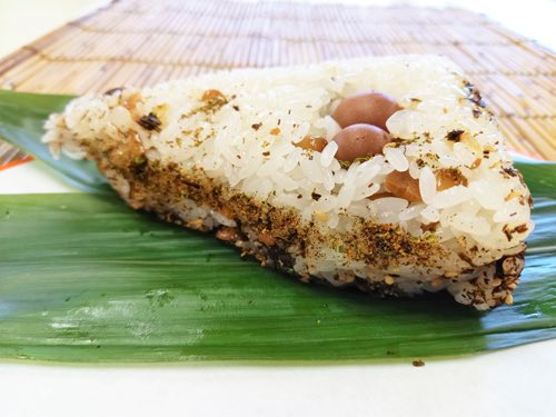 マサ カタ tweet media