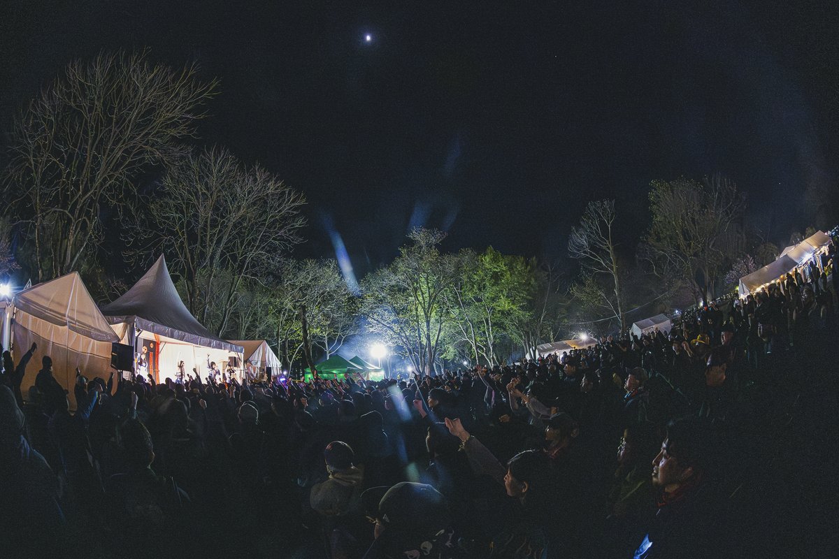 2025年4月25日(土) - 4月26日(日)
国営みちのく杜の湖畔公園北地区・エコキャンプみちのく

＜​DAY-1＞
花笠スクエア　LIVE PHOTO

yosugala

Photo by Team SOUND SHOOTER
 
#ARABAKI
#アラバキ
#アラバキ2026

フォトギャラリーは後日ARABAKIオフィシャルサイトにて公開予定！