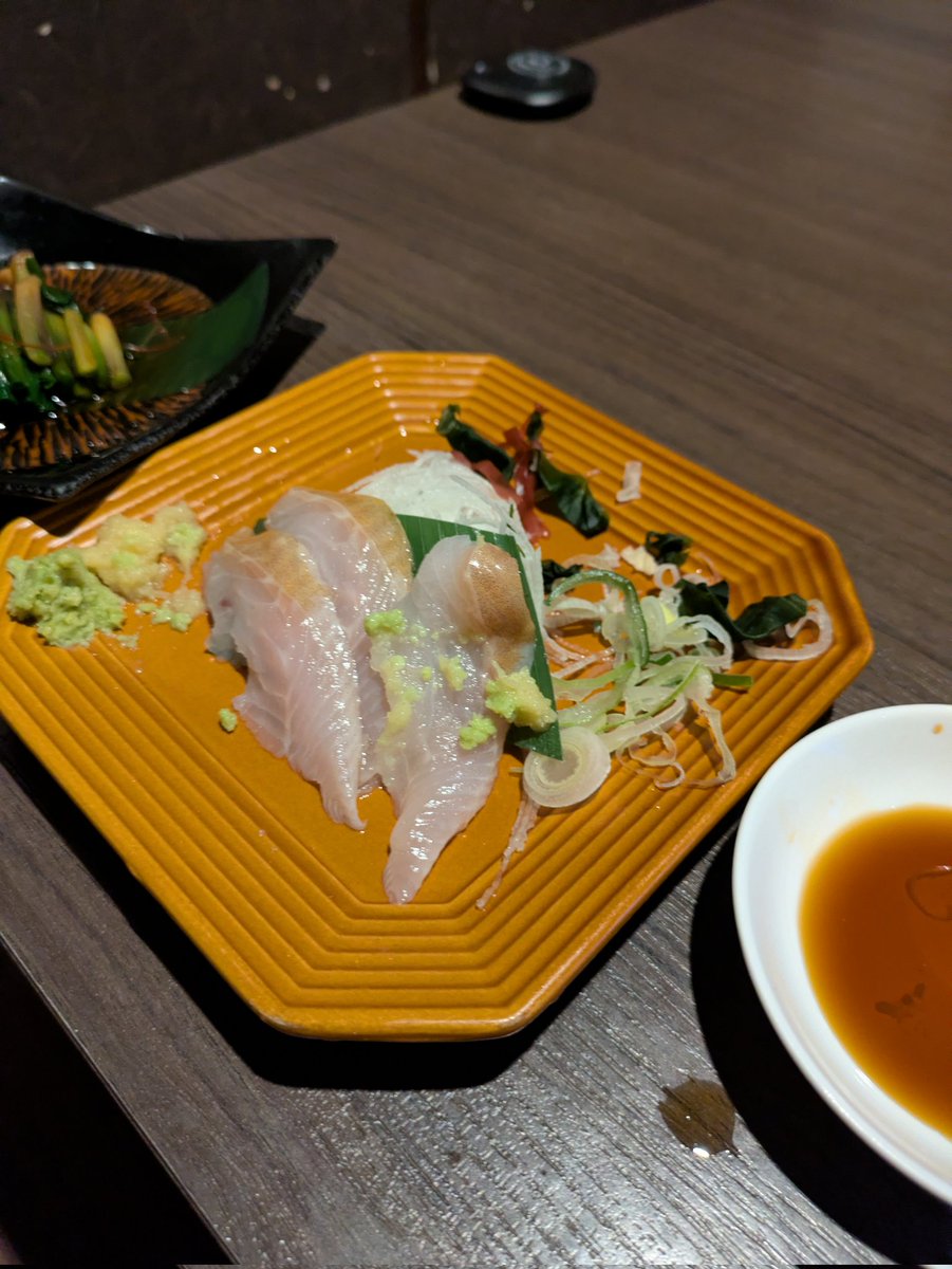 _ohai's tweet photo. 函館の夜 https://t.co/3i6t1NbD7I
