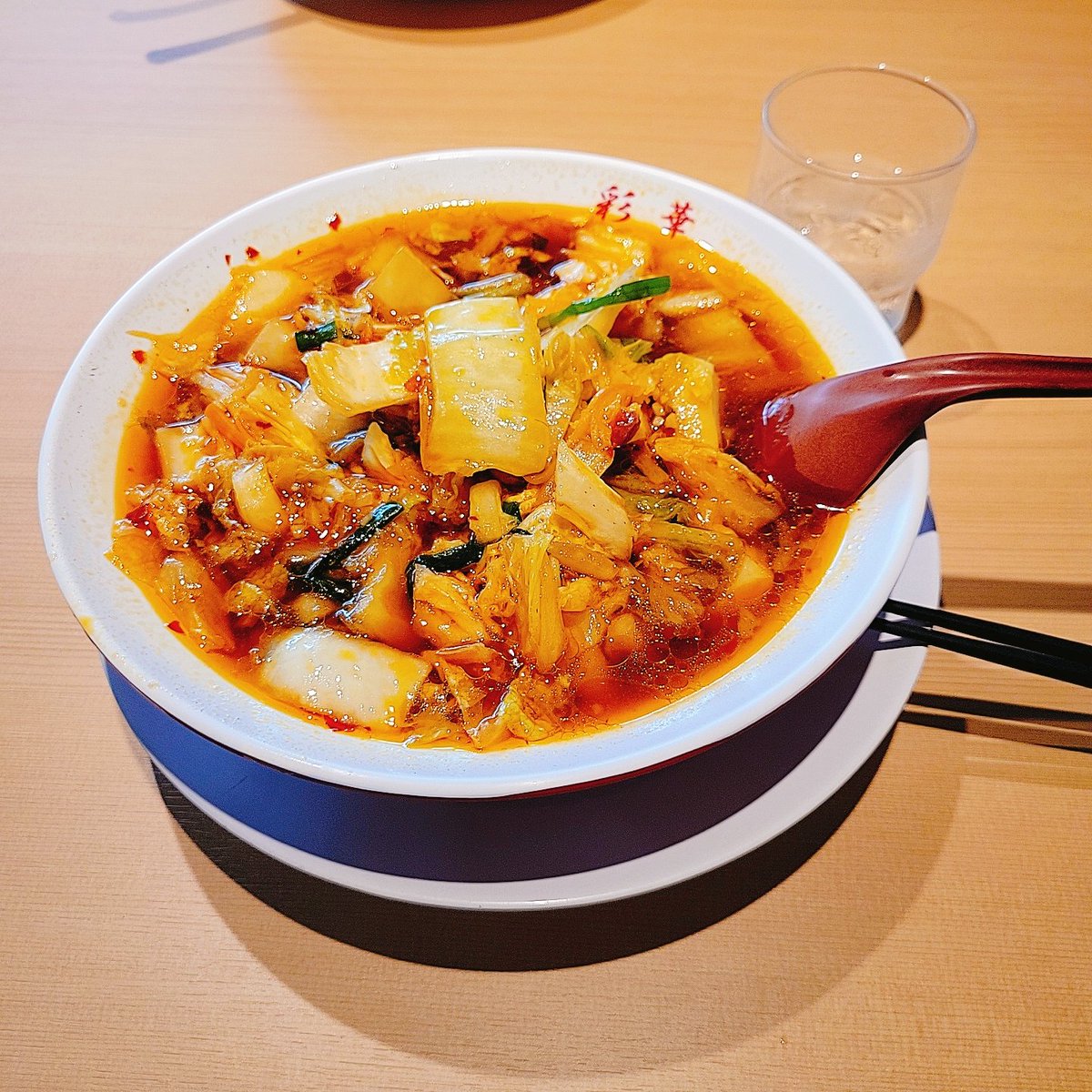 ななせ tweet media