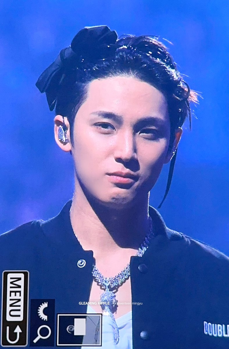 _gleamingripple's tweet photo. 260426 타임스톤 있는 사람 시간역행해서 씨엑엠 콘서트 인천부터 다시할 수 있을거 같은데 지금 
#민규 #세븐틴 #MINGYU #SEVENTEEN https://t.co/92NGtM9AXz