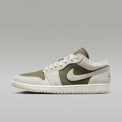 KicksUnderCost's tweet image. Save 35% off the #AirJordan 1 Low SE

Now $84.97, was $130 — no code needed at Nike-&amp;gt; kicksundercost.com/deals/nike-air…