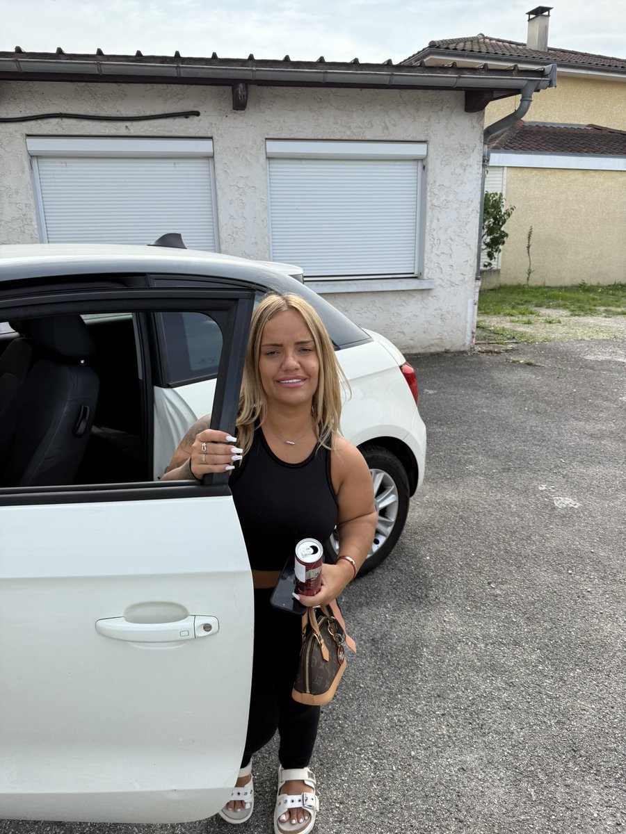 Elsia 135cm 🍭 tweet media