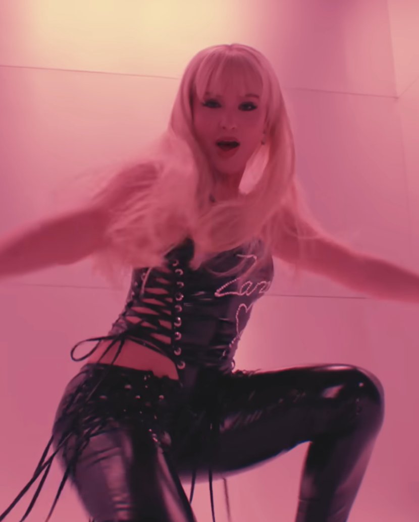 funktasy's tweet image. 7 years ago today, Zara Larsson released 'Wow'.
In 2021, Zara released a remix version ft. Sabrina Carpenter #music #throwback