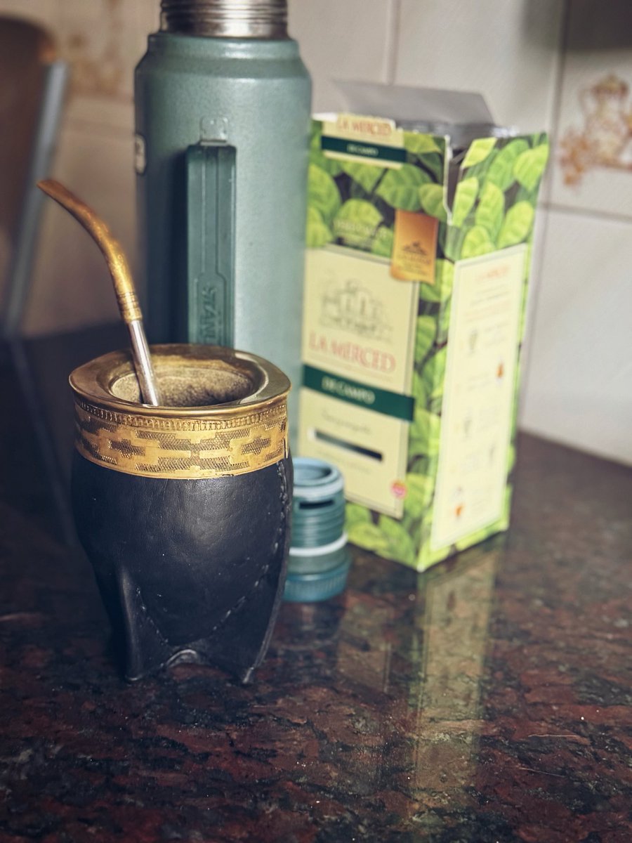 @LolaLola2Lo🌸✈️💙 tweet media