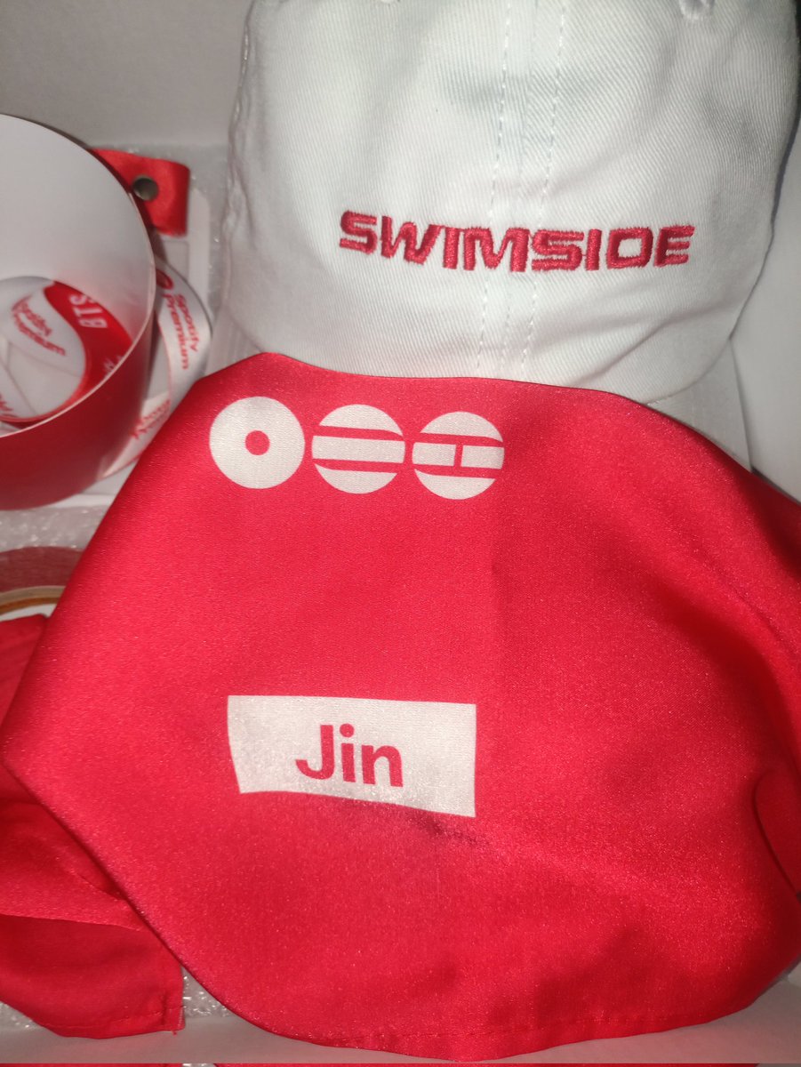 ngga dapet jungkook tapi dapet seokjin alias mas ganteng alias wwh alias WORLD WIDE HANDSOME U KNO?? 😍