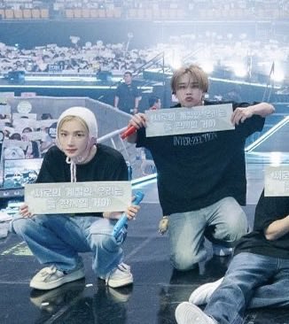 ‧₊ ᨳ julia ྀི .࿔ ¹¹ tweet media