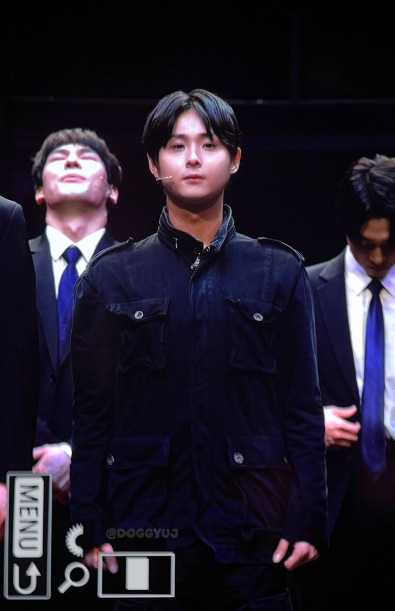 독규_J tweet media