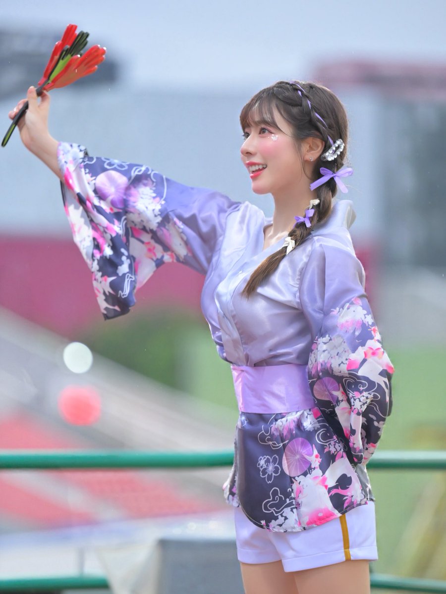 kaho_jiafan9's tweet image. 紫の浴衣写真が大好評で嬉しいな☺️💜#台湾チア #野球 #rakutengirls