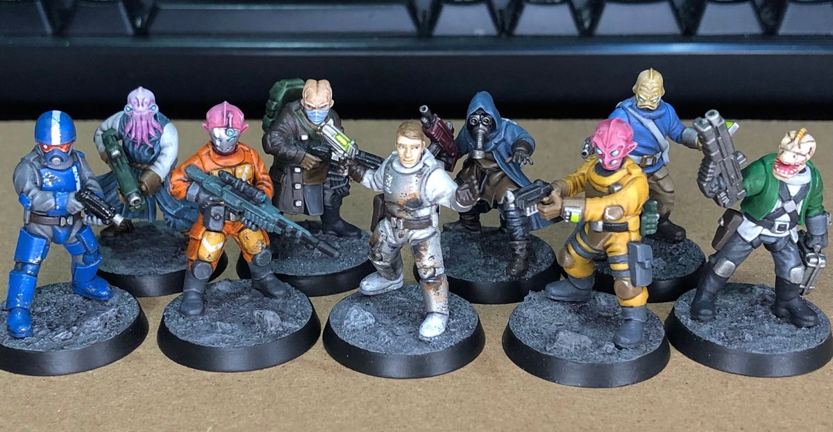 クサダ tweet media