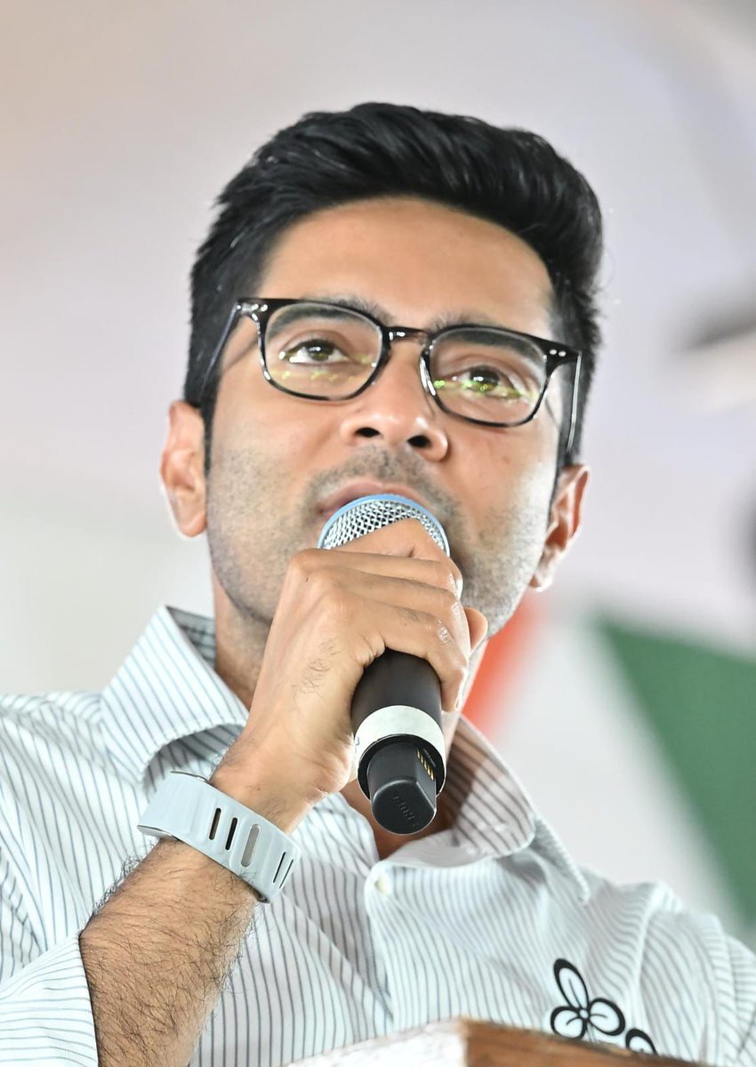 AITCofficial's tweet image. An extraordinary swell of people and emotion marked Shri @abhishekaitc’s janasabha in support of our candidates, Sharmistha Purkait from Magrahat Purba and Shamim Ahmed from Magrahat Paschim.

Long before the janasabha began, the entire area was already resonating with chants,