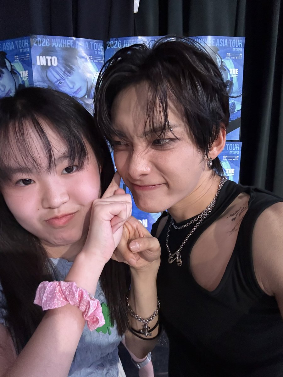 Jiaying 🍀🛋️🍯🐰🌻 tweet media