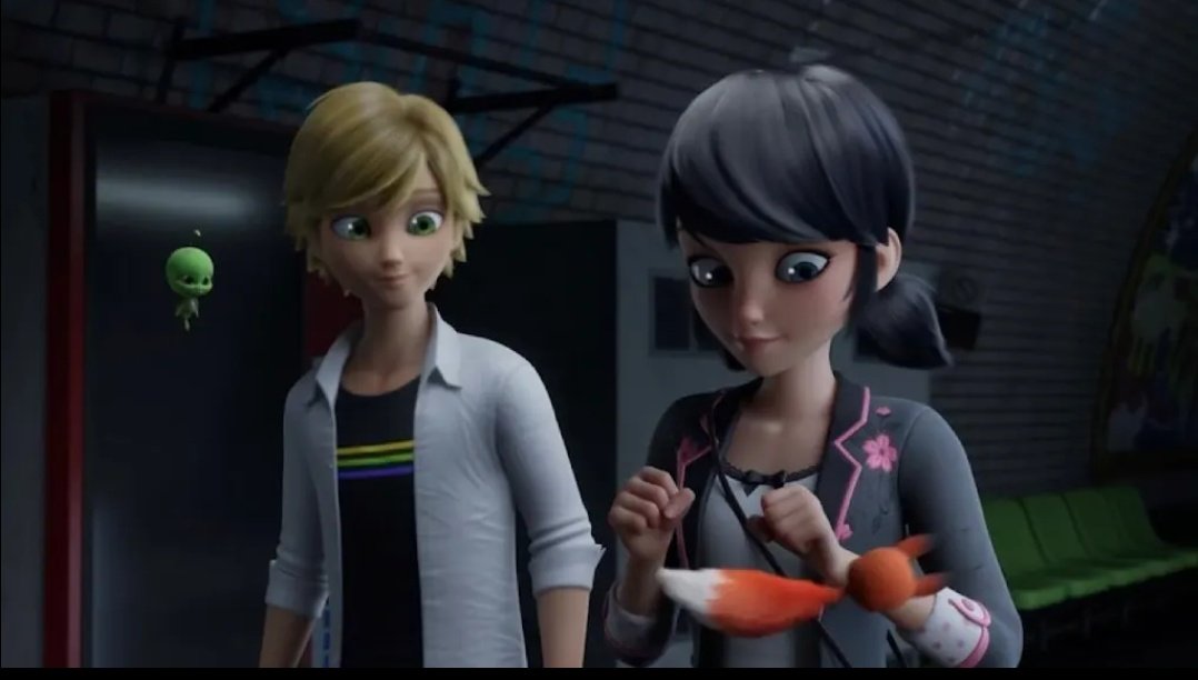 Cosplay Bug tweet media