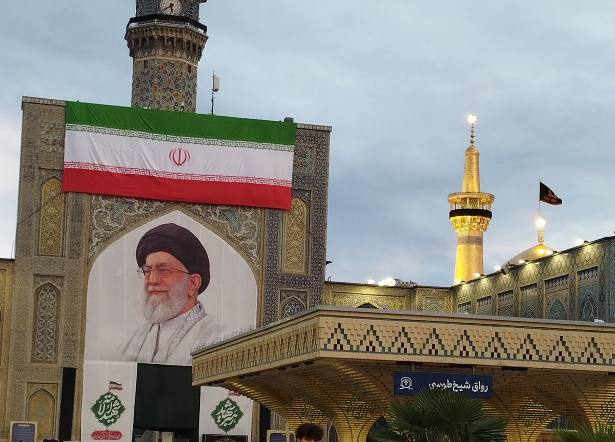 کتابخوان توییتر tweet media