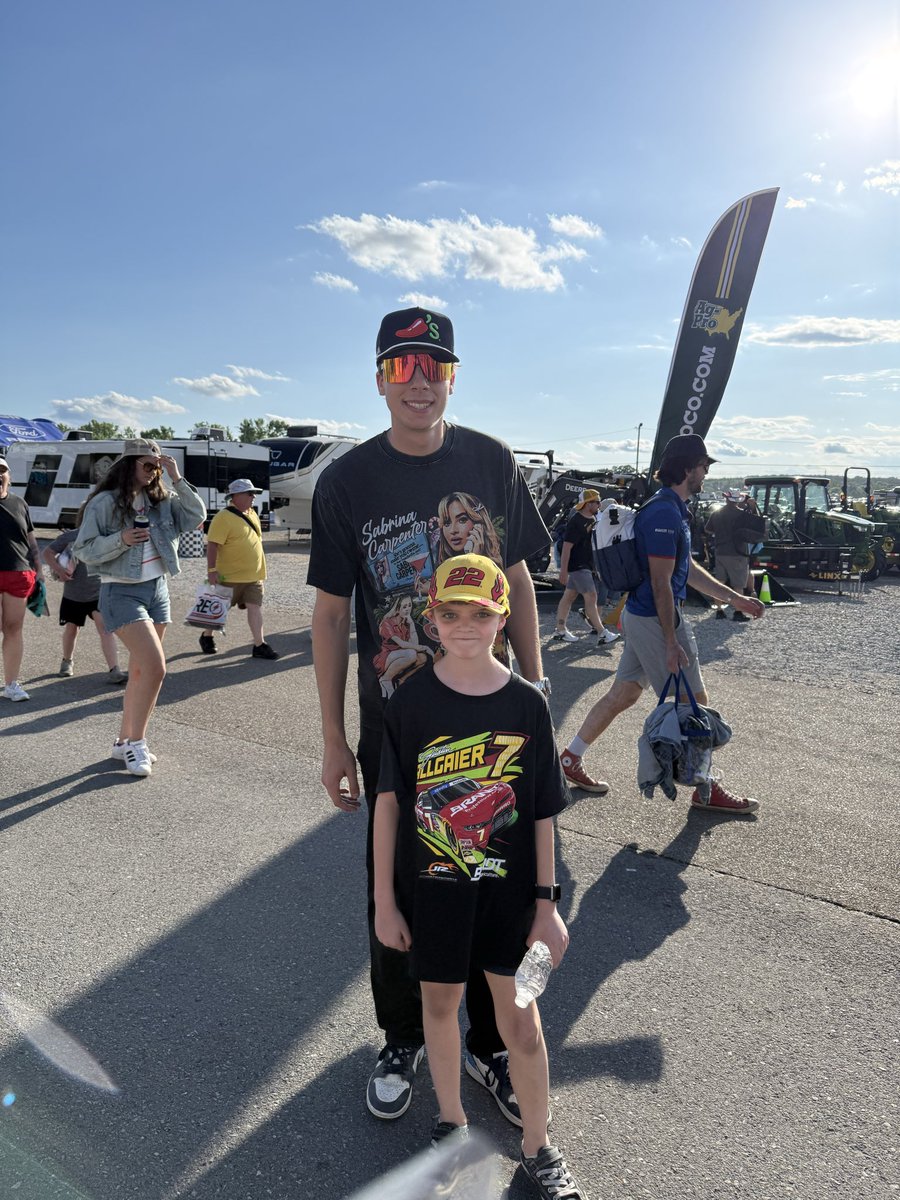 Fonzi107's tweet photo. @CarsonHocevar thank you for taking time after the race last night to take a picture with my little man. It’s all he can talk about this morning. https://t.co/uvNIjrGtdL