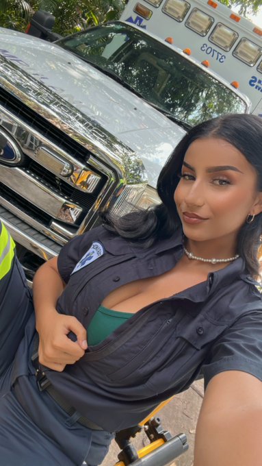 Marie durant tweet media