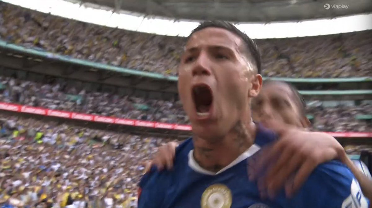 Debbie 💙 tweet media