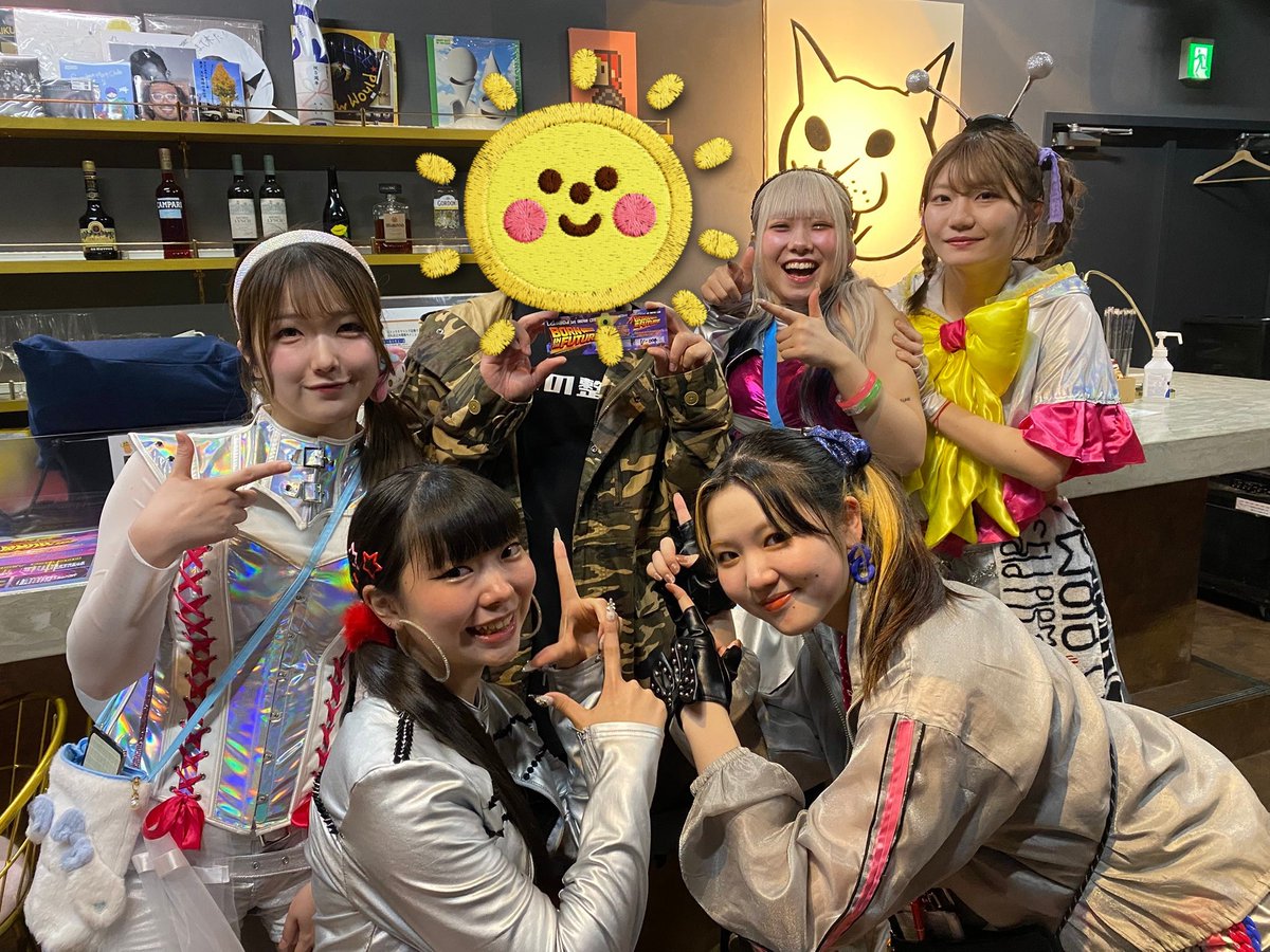 tiderideon's tweet photo. #ラムダワンマン #BORNINTHEFUTURE
の紙チケットを買う為にライブ行ってきました🚀
昼の部だけでしたがめちゃ盛り上がった✨
情宣も頑張るばい🪐⋆𓈒𓏸
#LΛMBDA https://t.co/lRGqjUT5BT