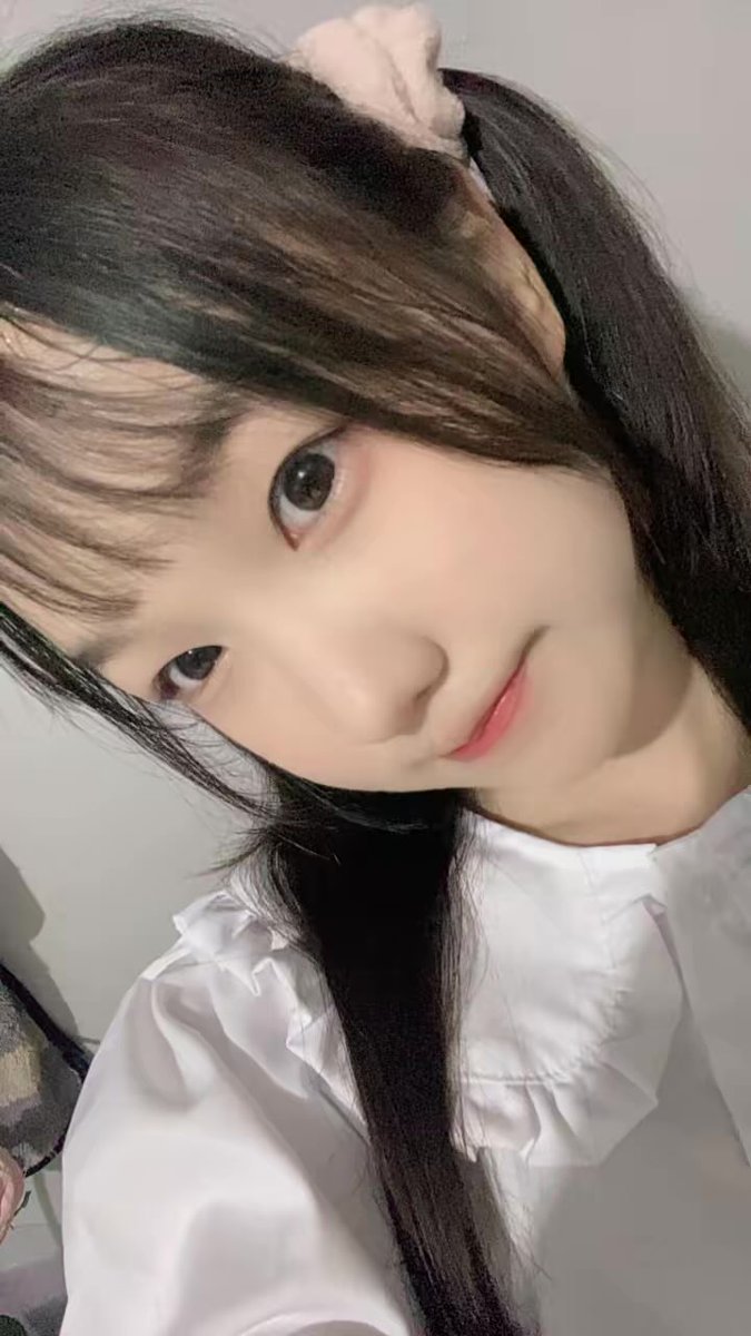 ivcels's tweet photo. tanteholic atw dedeholic :b https://t.co/b0w5rMAo5h