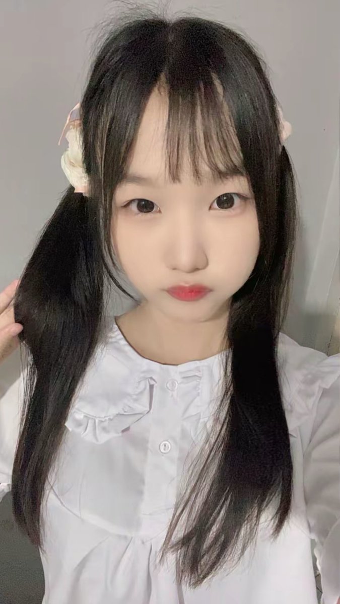 ivcels's tweet photo. tanteholic atw dedeholic :b https://t.co/b0w5rMAo5h