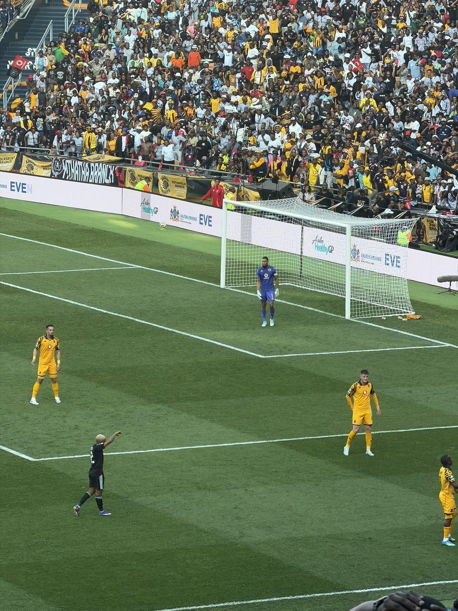 Lorenz Köhler tweet media