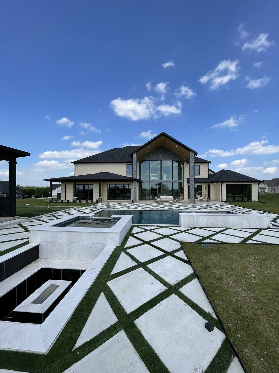Welcome to your DREAM Texas home 🤠

Full reel tour and price on my Instagram. IG: Benwegmann